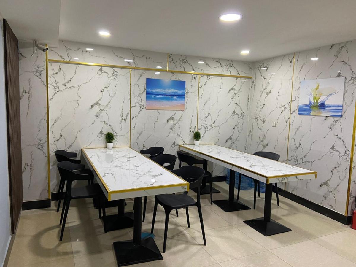 De Hotel 프놈펜 외부 사진
