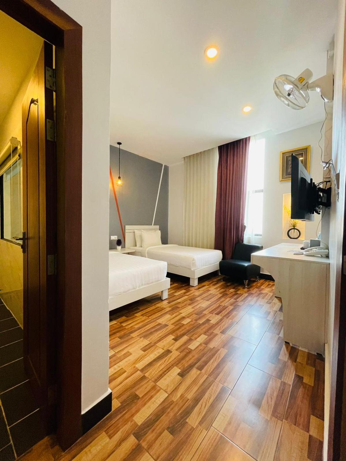 De Hotel 프놈펜 외부 사진