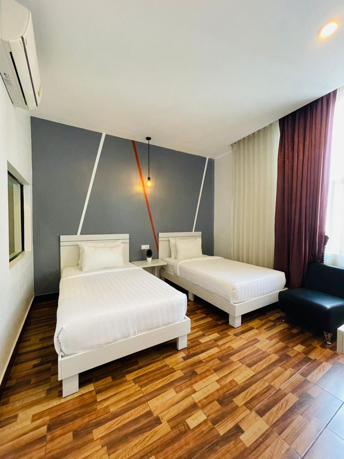 De Hotel 프놈펜 외부 사진